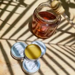 El Bálsamo Labial de Miel